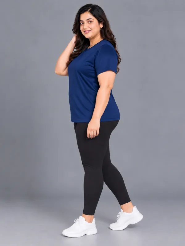 Plus_Size_Women_Round_Neck_Tshirt_|_Round_Neck_Tshirt_For_Women