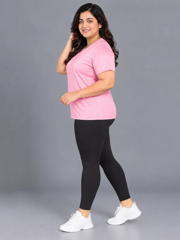Plus_Size_Women_Round_Neck_Tshirt_|_Round_Neck_Tshirt_For_Women