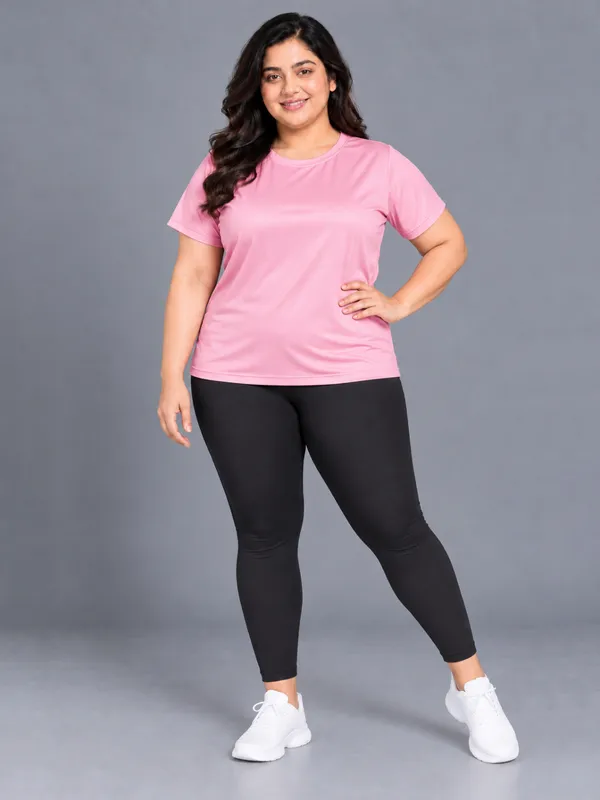 Plus_Size_Women_Round_Neck_Tshirt_|_Round_Neck_Tshirt_For_Women