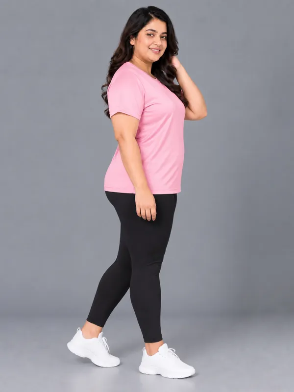Plus_Size_Women_Round_Neck_Tshirt_|_Round_Neck_Tshirt_For_Women