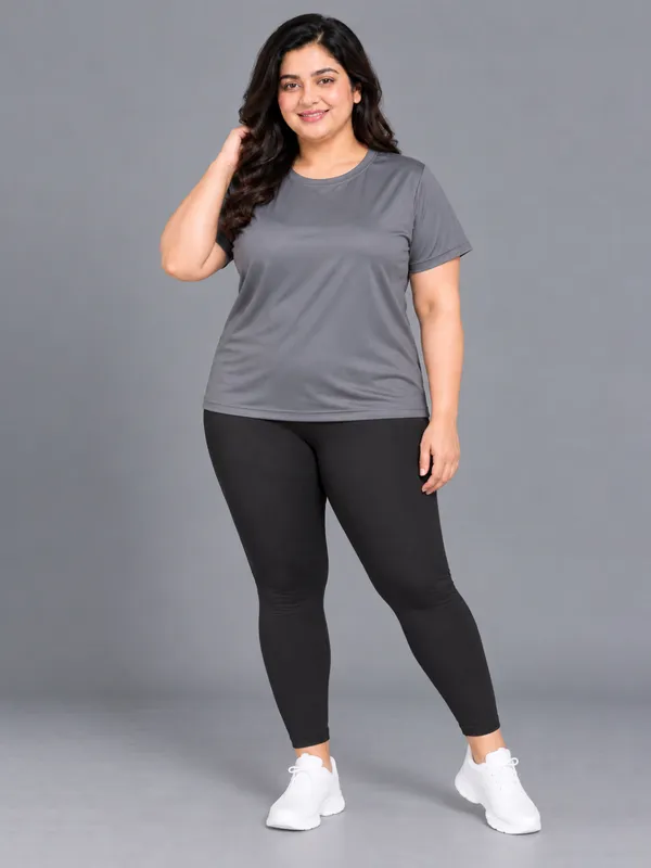 Plus_Size_Women_Round_Neck_Tshirt_|_Round_Neck_Tshirt_For_Women