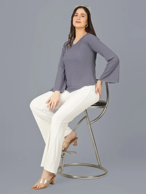 Plus_Size_Women_Top_Bell_Sleeve_Grey