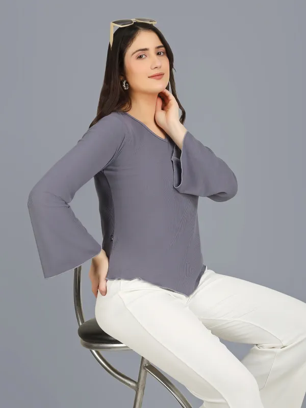 Plus_Size_Women_Top_Bell_Sleeve_Grey
