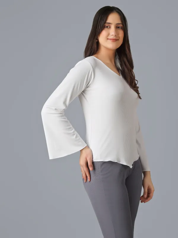 Plus_Size_Women_Top_Bell_Sleeve_White