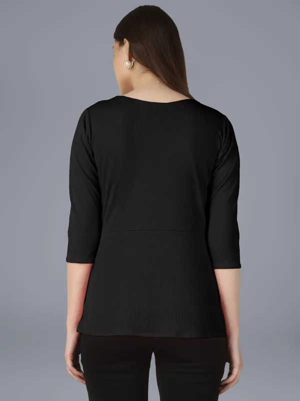 Plus_Size_Women_Top_Office_Black