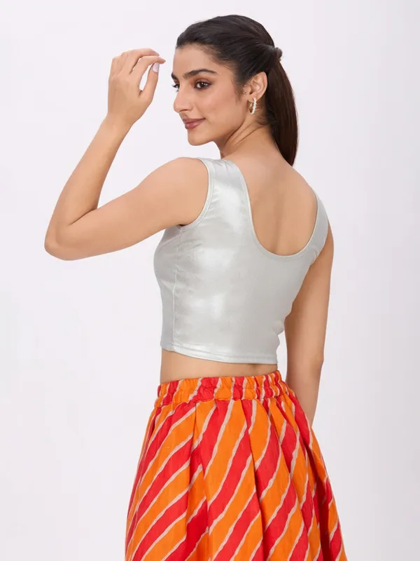 Plus_Size__Sleeveles_Round_Neck_Stretchable_Shimmer_Blouse_Silver