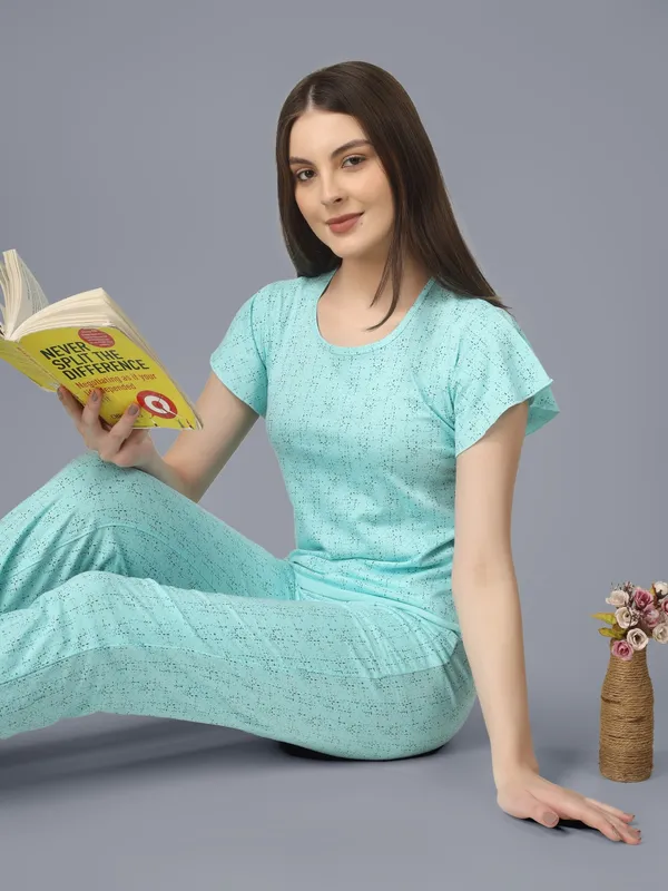Plus_Size_Printed_Round_Neck_Short_Sleeve_Nightsuit_Set_-_Comfortable_Nightwear_Top_&_Pajama_Set,_Soft_Sleepwear_for_Women