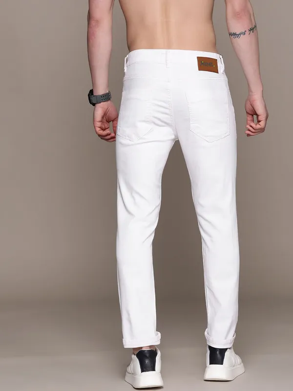 Black_And_White_Cotton_Blend_Relaxed_Fit_Mid_Rise_Jeans_For_Men_Pack_of_2