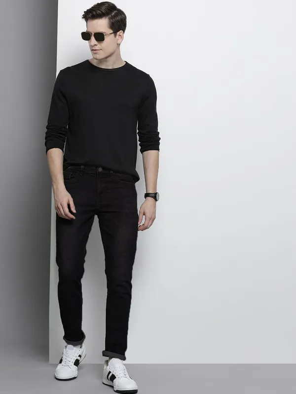Black_And_White_Cotton_Blend_Relaxed_Fit_Mid_Rise_Jeans_For_Men_Pack_of_2