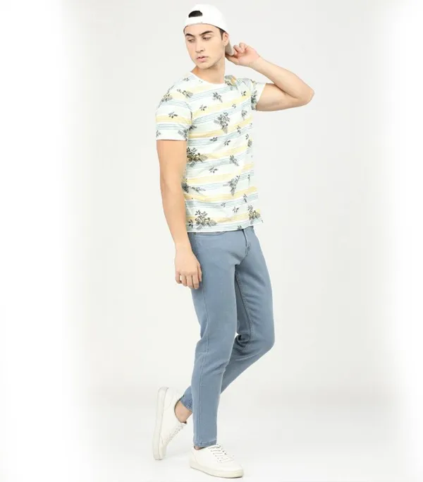 Light_Blue_Cotton_Blend_Slim_Mid_Rise_Jeans_For_Men