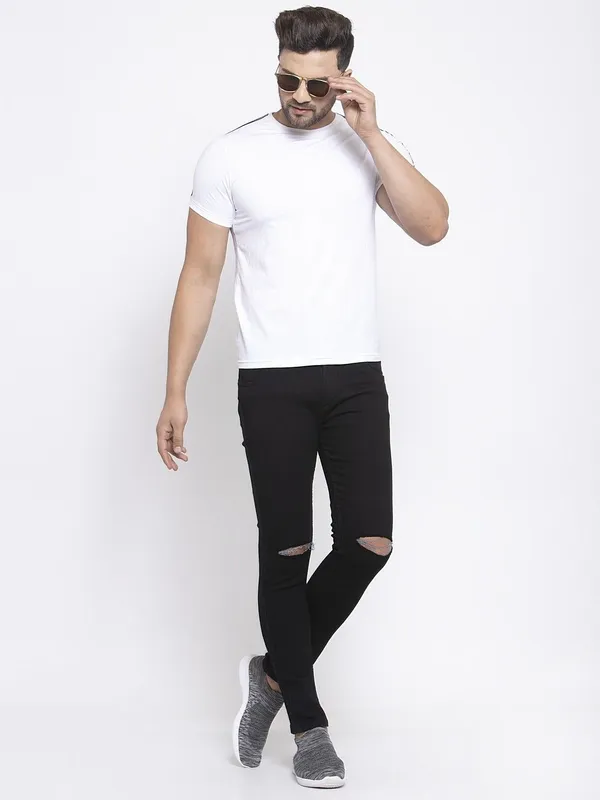 Black_Cotton_Lycra_Blend_Slim_Low_Rise_Jeans_For_Men