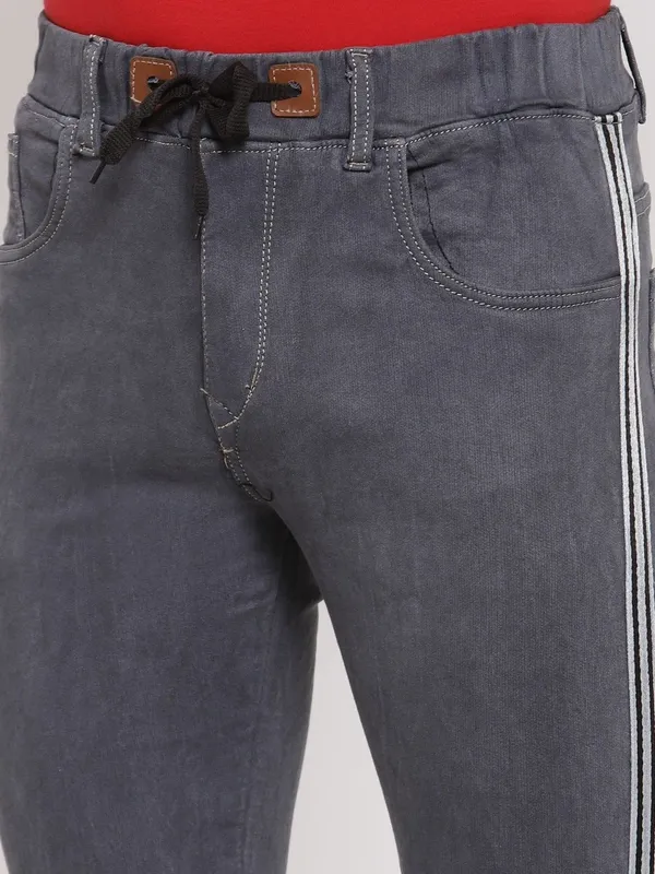 Grey_Mid_Rise_Cotton_Blend_Regular_Jeans_For_Men