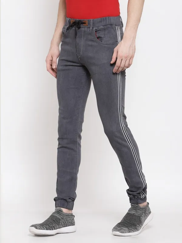 Grey_Mid_Rise_Cotton_Blend_Regular_Jeans_For_Men