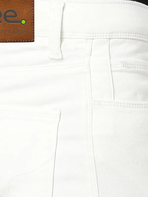 White_Cotton_Blend_Slim_Mid_Rise_Jeans_For_Men