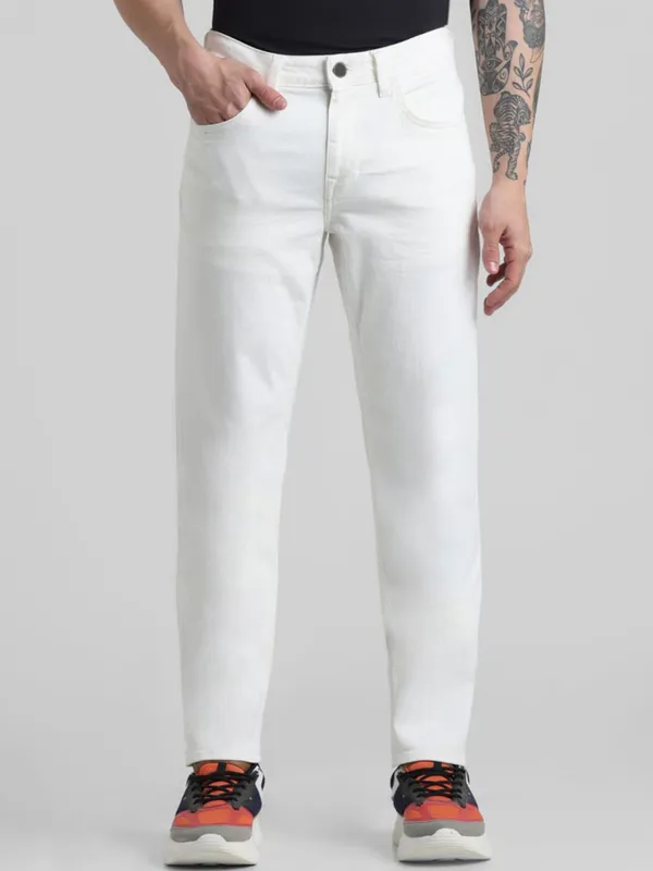 White_Mid_Rise_Cotton_Blend_Slim_Jeans_For_Men