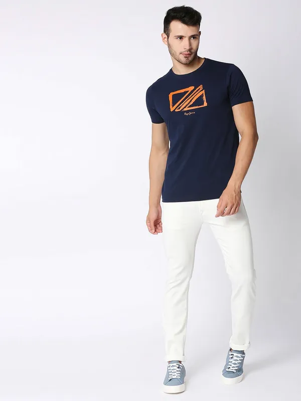 White_Cotton_Blend_Slim_Mid_Rise_Jeans_For_Men