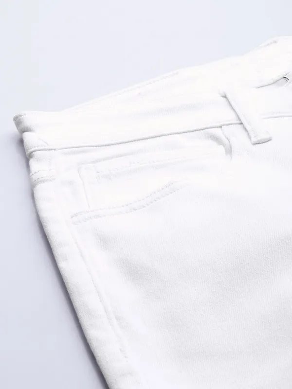 White_Cotton_Blend_Slim_Mid_Rise_Jeans_For_Men