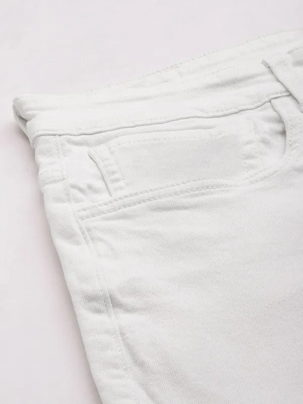 White_Cotton_Blend_Slim_Mid_Rise_Jeans_For_Men