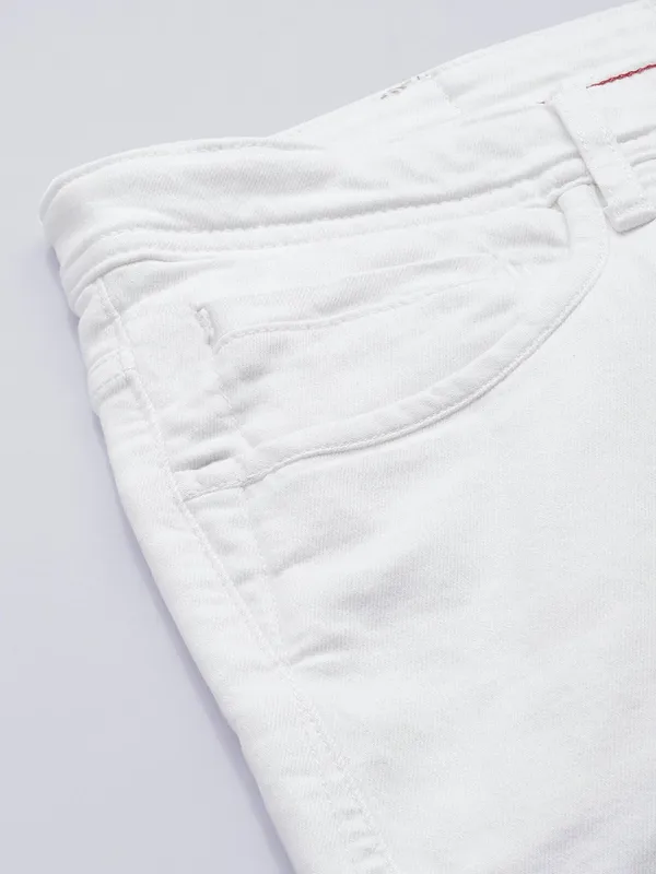 White_Cotton_Blend_Slim_Mid_Rise_Jeans_For_Men