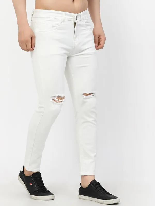 White_Cotton_Blend_Slim_Mid_Rise_Jeans_For_Men