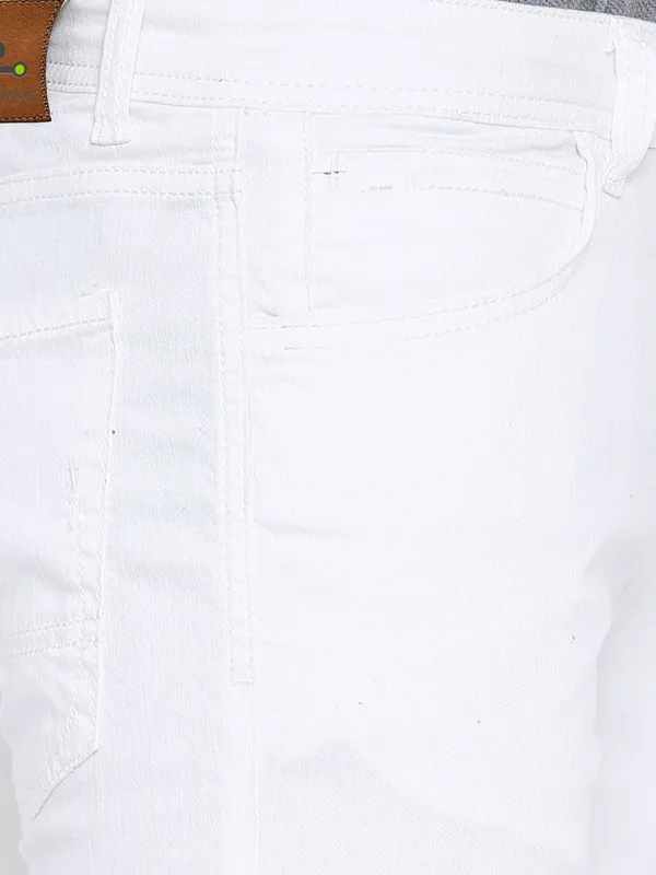 White_Cotton_Blend_Slim_Mid_Rise_Jeans_For_Men