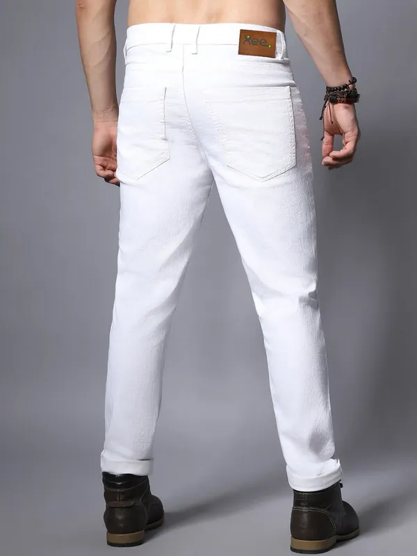 White_Cotton_Blend_Slim_Mid_Rise_Jeans_For_Men