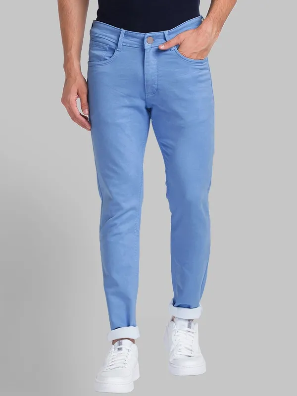 Blue_Cotton_Blend_Slim_Mid_Rise_Jeans_For_Men