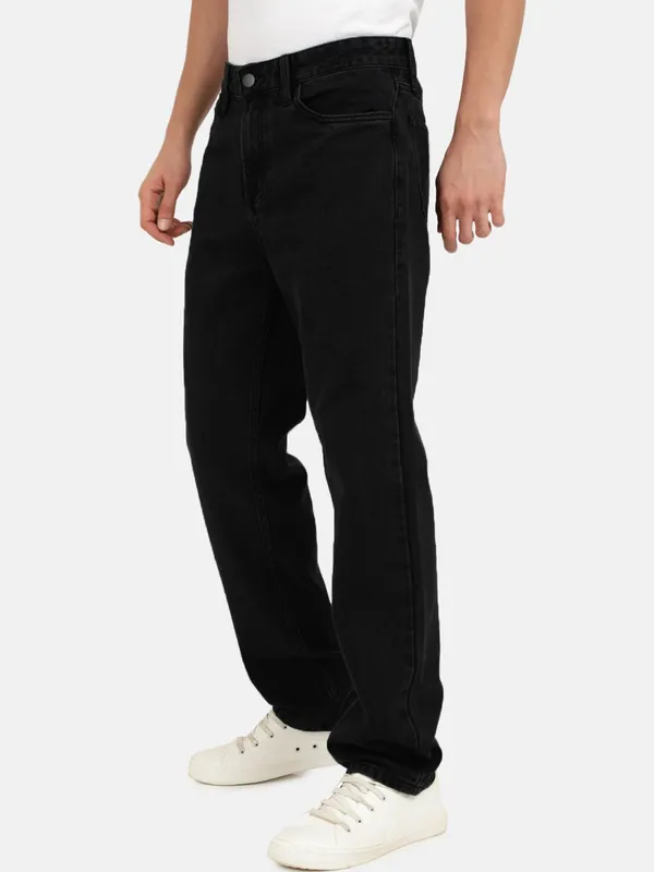 Black_Cotton_Blend_Regular_Mid_Rise_Jeans_For_Men