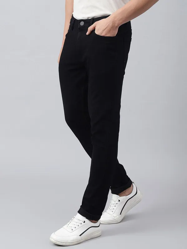 Black_Cotton_Blend_Jogger_Fit_Mid_Rise_Jeans_For_Men