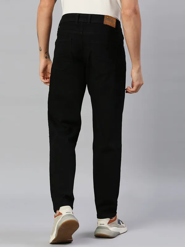 Black_Cotton_Blend_Jogger_Fit_Mid_Rise_Jeans_For_Men