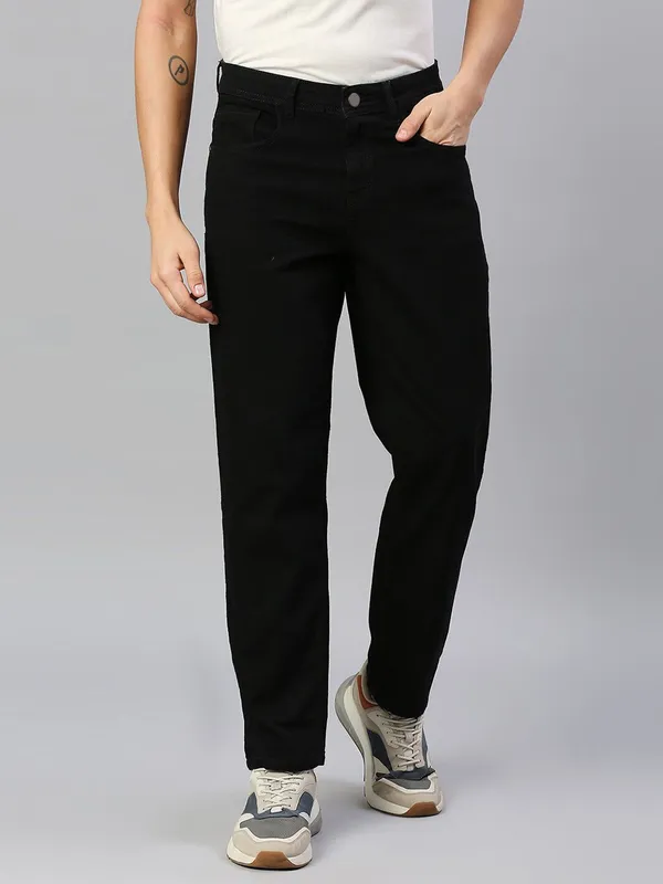 Black_Cotton_Blend_Jogger_Fit_Mid_Rise_Jeans_For_Men