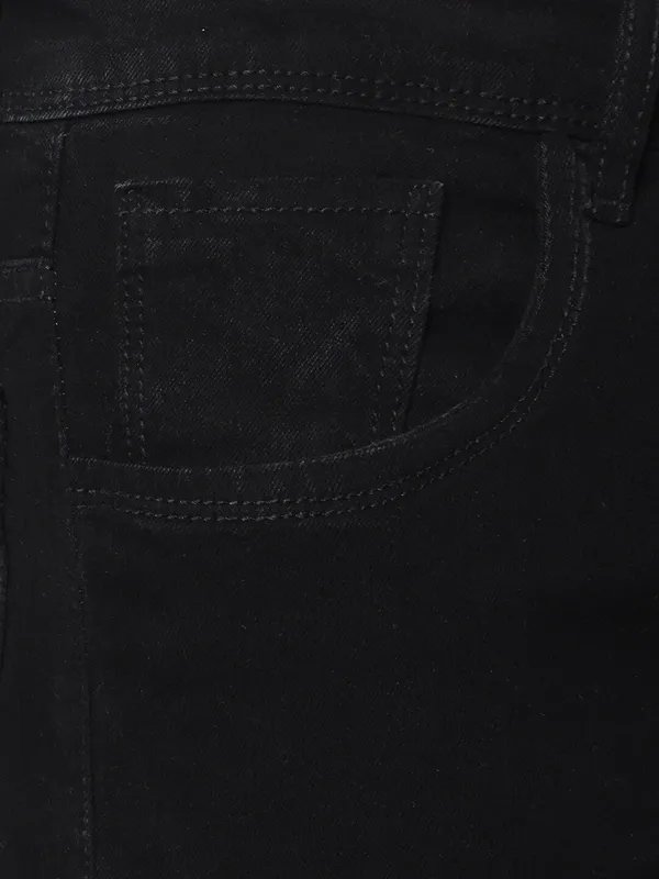 Black_Cotton_Blend_Jogger_Fit_Mid_Rise_Jeans_For_Men