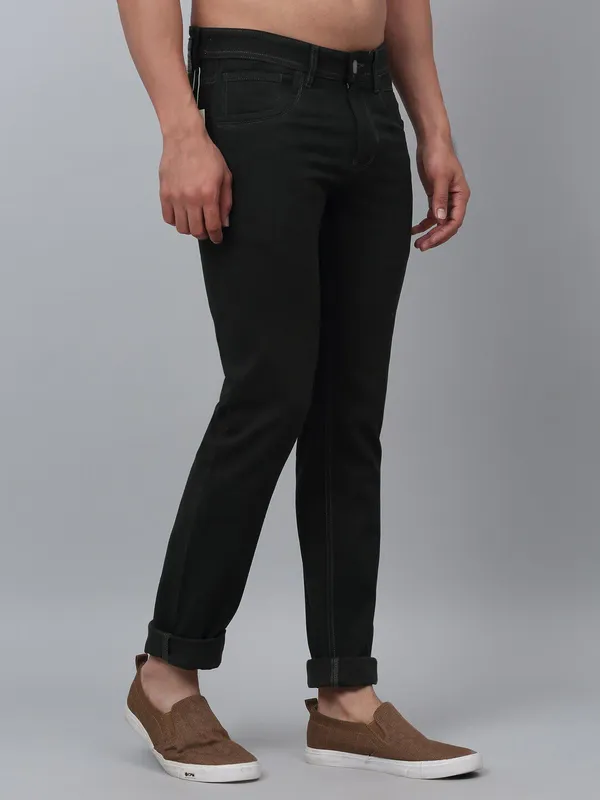 Black_Cotton_Blend_Jogger_Fit_Mid_Rise_Jeans_For_Men