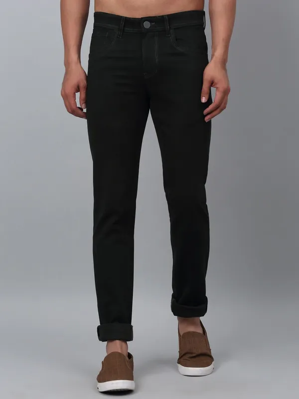 Black_Cotton_Blend_Jogger_Fit_Mid_Rise_Jeans_For_Men