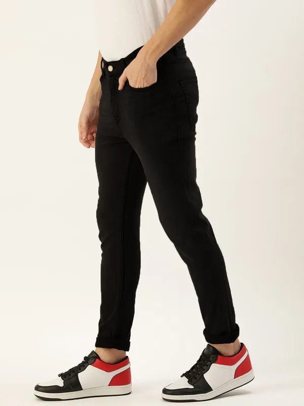 Black_Cotton_Blend_Jogger_Fit_Mid_Rise_Jeans_For_Men