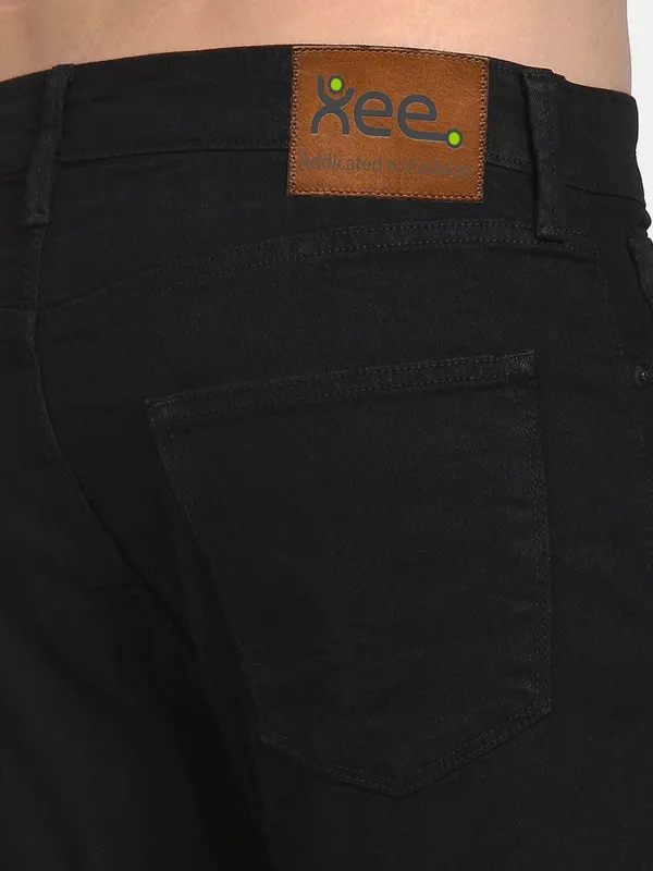Black_Cotton_Blend_Jogger_Fit_Mid_Rise_Jeans_For_Men