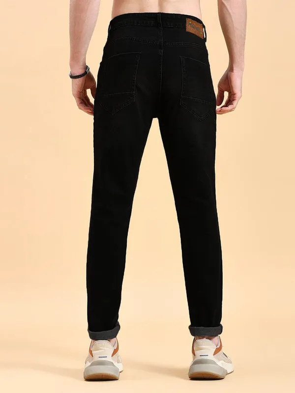 Black_Cotton_Blend_Jogger_Fit_Mid_Rise_Jeans_For_Men