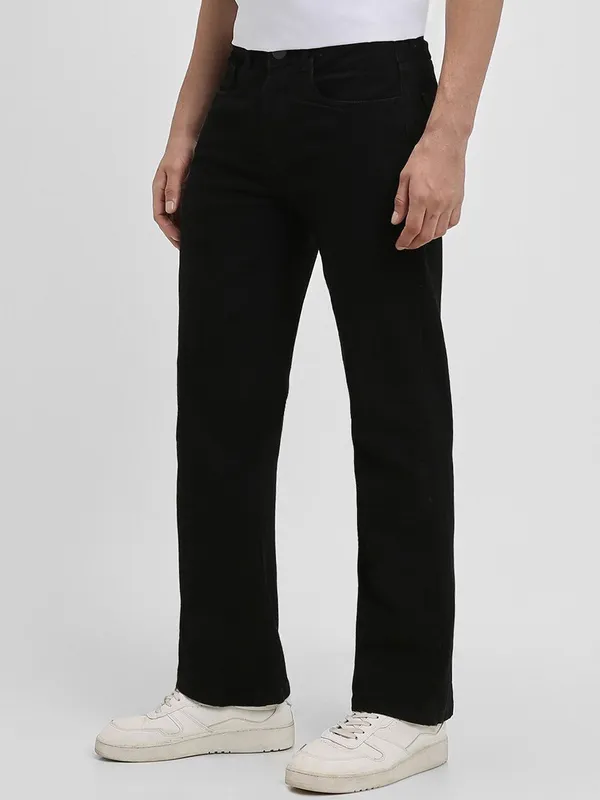 Black_Cotton_Blend_Jogger_Fit_Mid_Rise_Jeans_For_Men