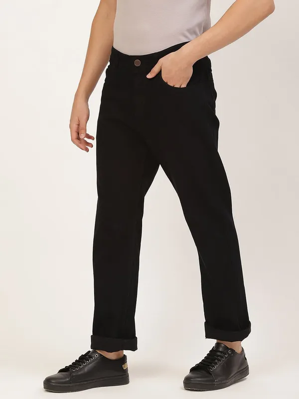 Black_Cotton_Blend_Jogger_Fit_Mid_Rise_Jeans_For_Men