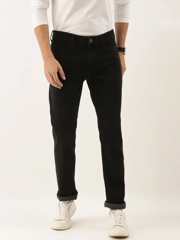Black_Cotton_Blend_Jogger_Fit_Mid_Rise_Jeans_For_Men