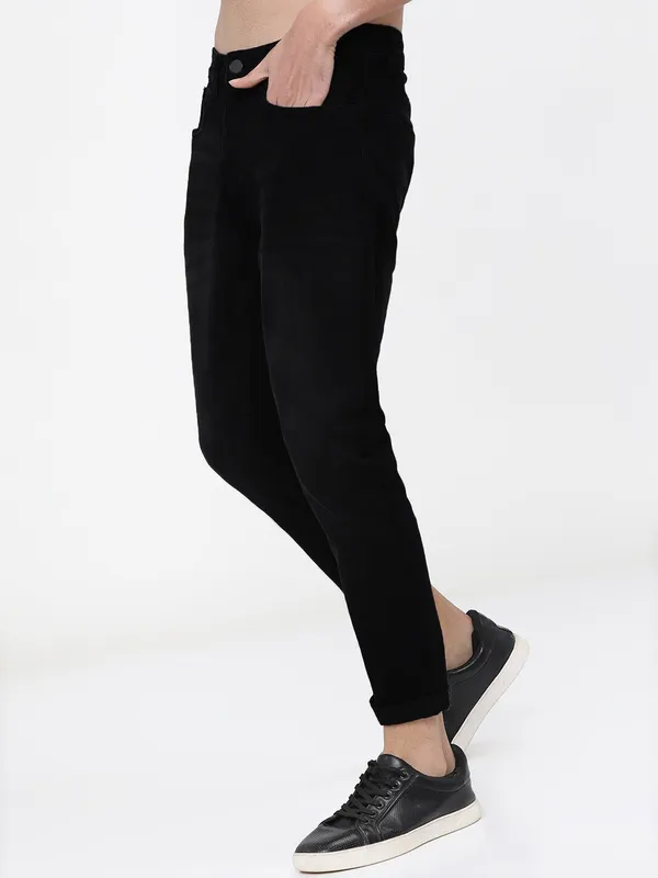 Black_Mid_Rise_Cotton_Blend_Jogger_Fit_Jeans_For_Men