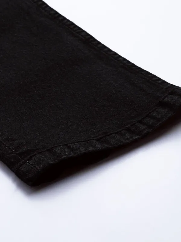 Black_Cotton_Blend_Jogger_Fit_Mid_Rise_Jeans_For_Men