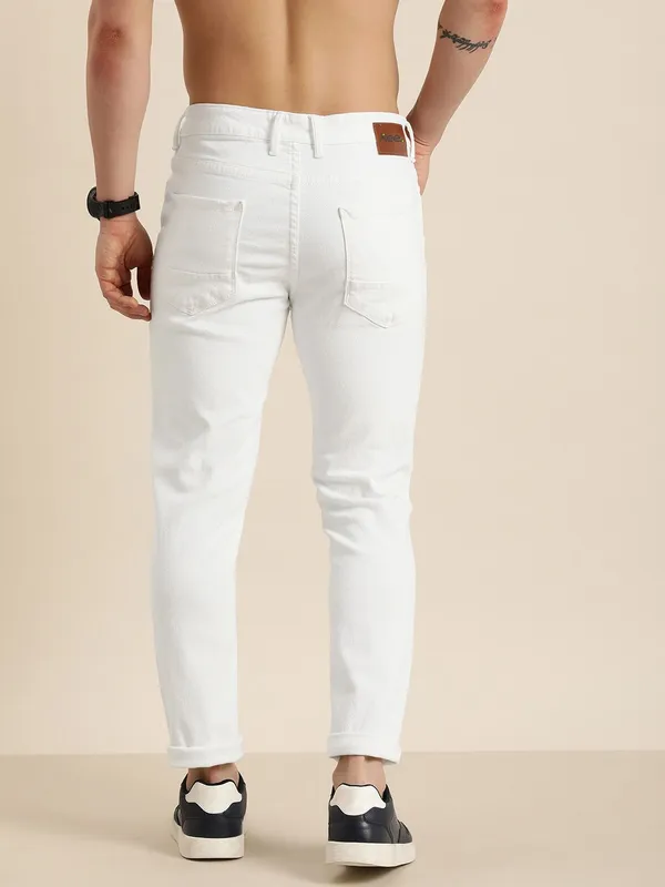 White_Cotton_Blend_Regular_Mid_Rise_Jeans_For_Men