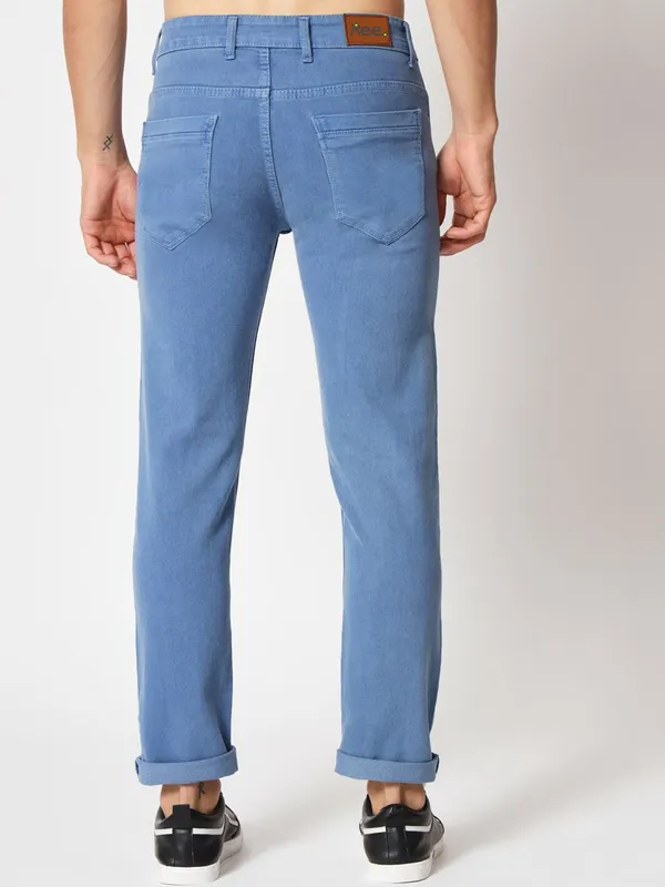 Light_Blue_Cotton_Blend_Slim_Mid_Rise_Jeans_For_Men