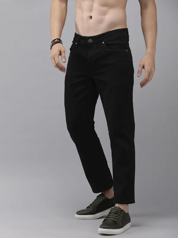 Black_Cotton_Blend_Slim_Mid_Rise_Jeans_For_Men