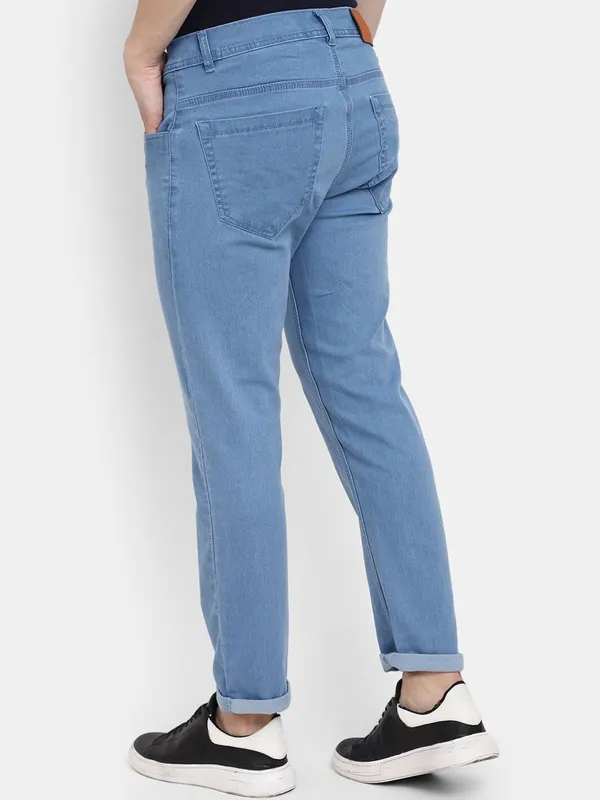 Blue_Cotton_Blend_Slim_Mid_Rise_Jeans_For_Men