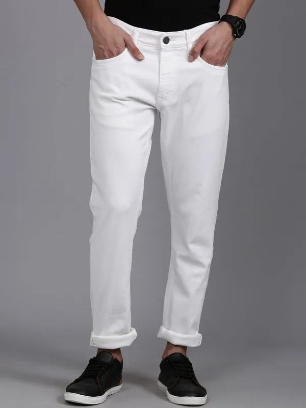 White_Cotton_Blend_Slim_Mid_Rise_Jeans_For_Men