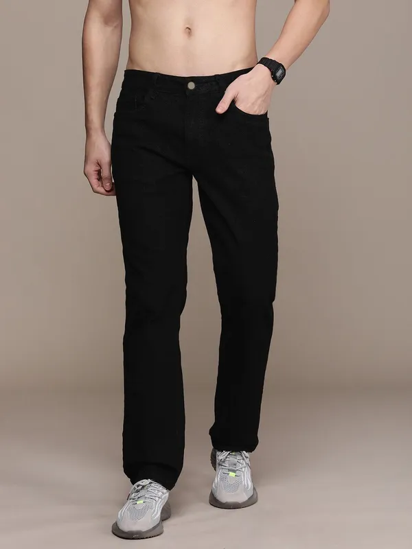Black_Cotton_Blend_Slim_Mid_Rise_Jeans_For_Men