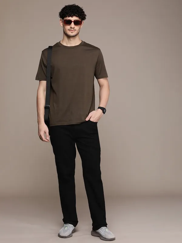 Black_Cotton_Blend_Slim_Mid_Rise_Jeans_For_Men
