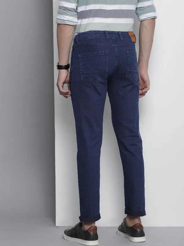 Dark_Blue_Cotton_Blend_Slim_Mid_Rise_Jeans_For_Men